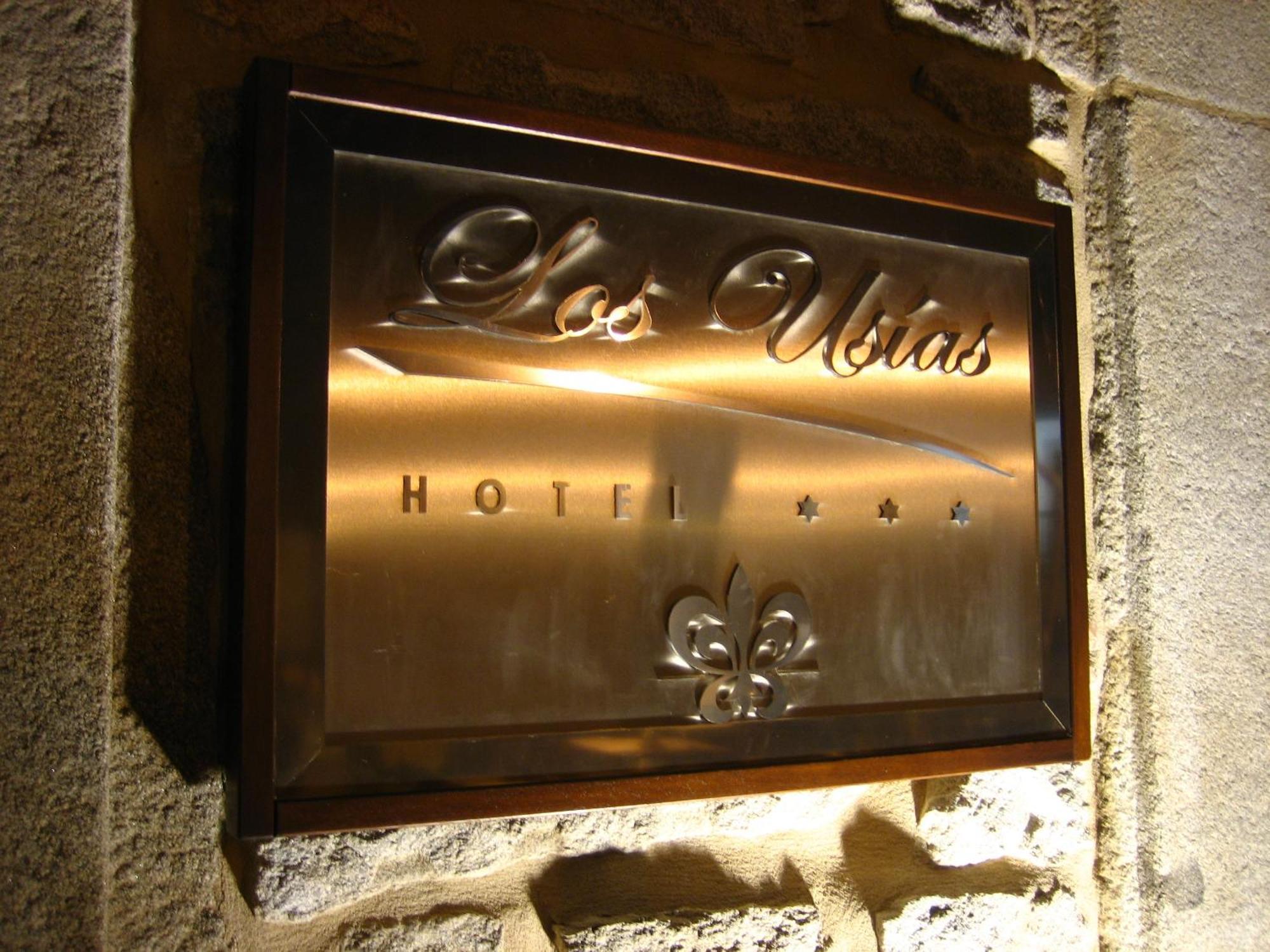 Hotel Los Usias Dos Torres Extérieur photo